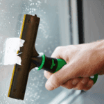 GRATTOIR A VITRE UNGER ERGOTEC 15CM - vue détaillée