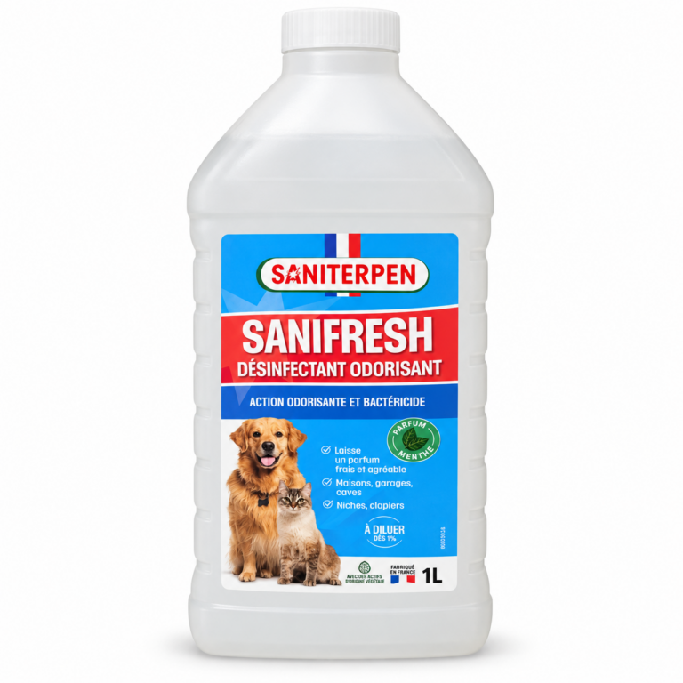 Flacon SANITERPEN SANIFRESH 1L, désinfectant odorisant à action bactéricide pour sols et surfaces, adapté notamment aux environnements des animaux.
