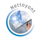 Nettoyage d'une vitre avec le nettoyant toutes surfaces KING