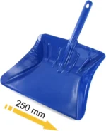 Vue de face de la pelle métallique bleue avec largeur d’environ 250 mm, idéale pour le ramassage et les travaux d’entretien courant.